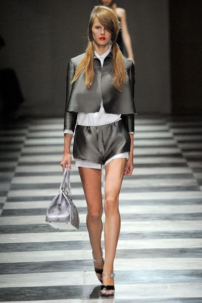 Look 6